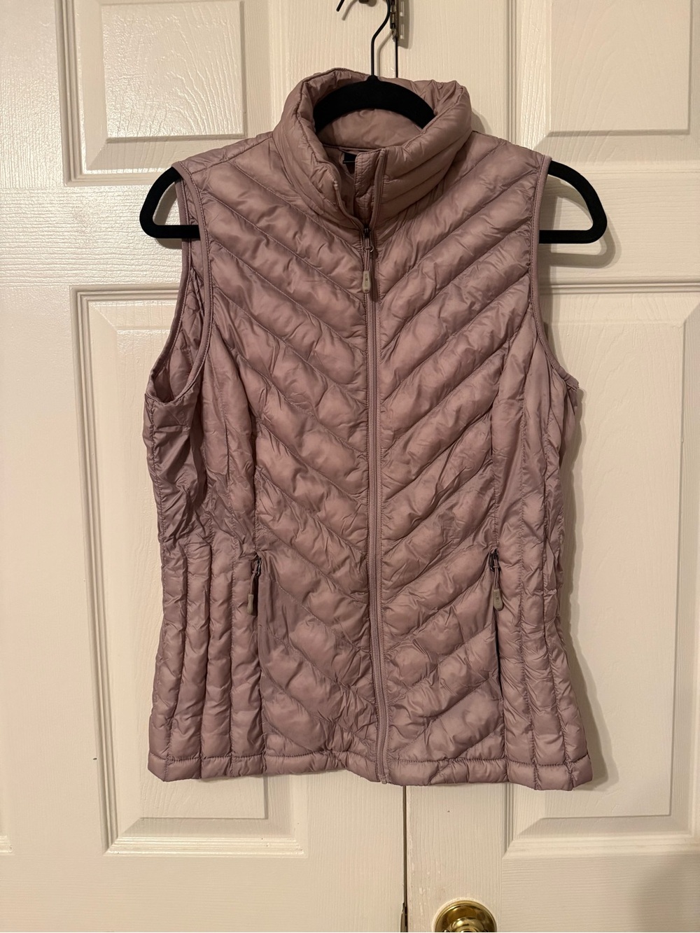 32 Degrees Mauve Quilted Packable Women's Vest - Sleeveless Zip Front
